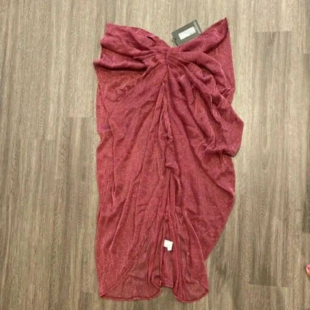PrettyLittleThing Asymmetrical Burgundy Skirt